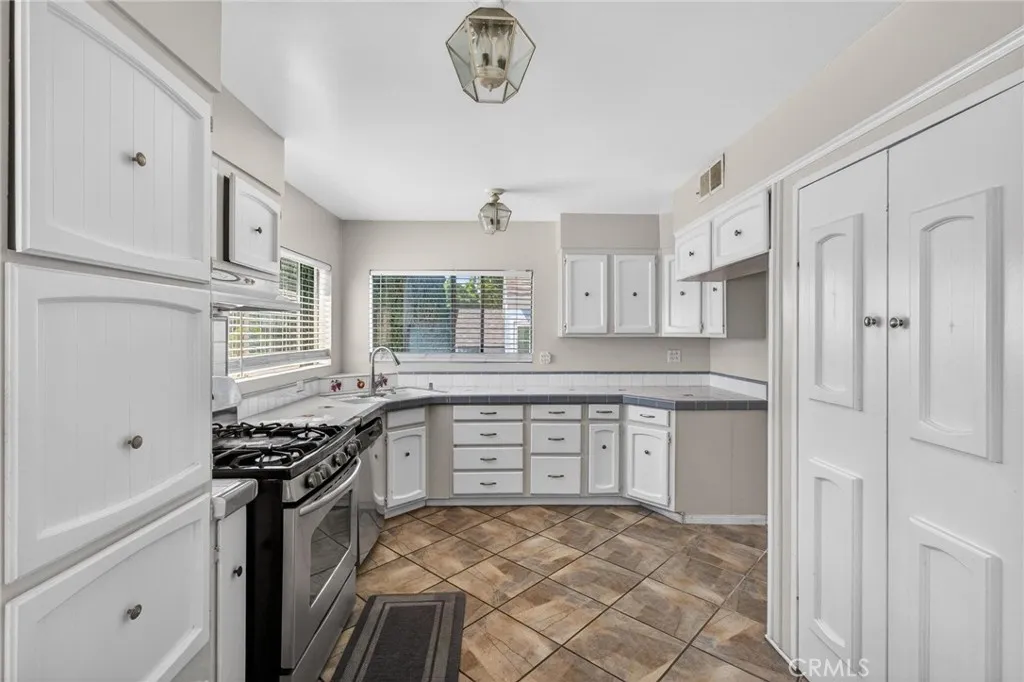 Additional image 11 of 7615 Kittyhawk Avenue, Los Angeles, CA 90045