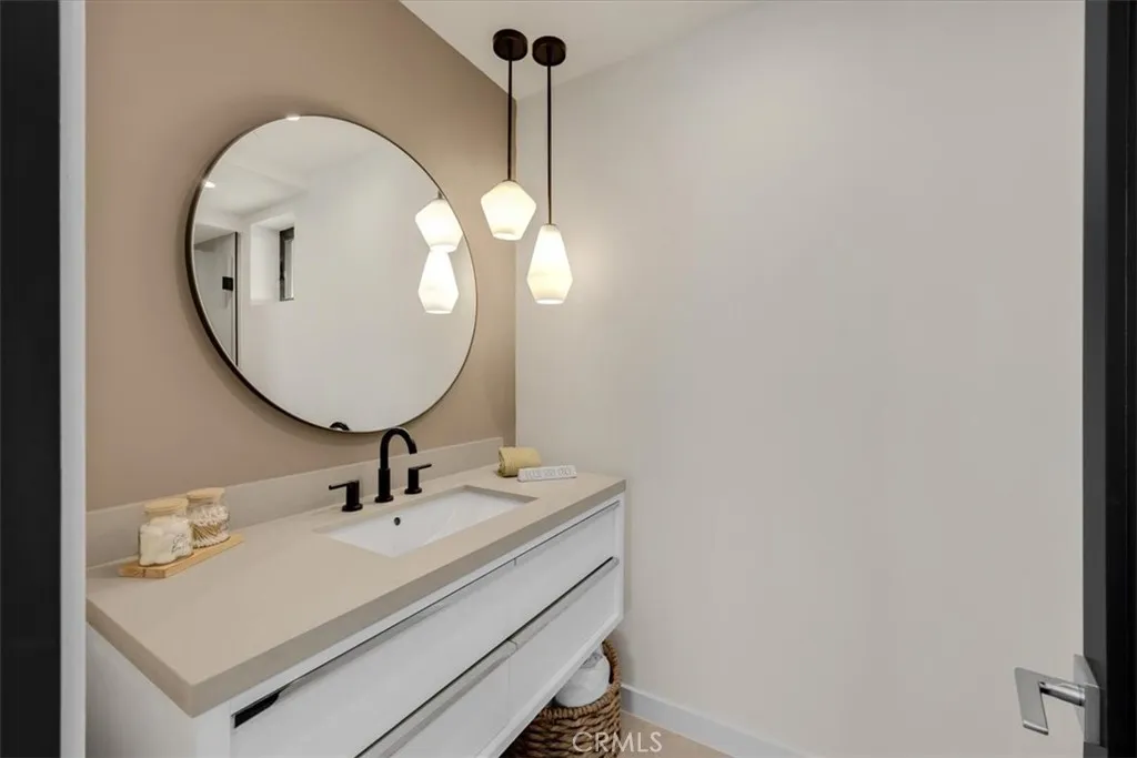Additional image 32 of 756 W 19th Street Unit B, Costa Mesa, CA 92627