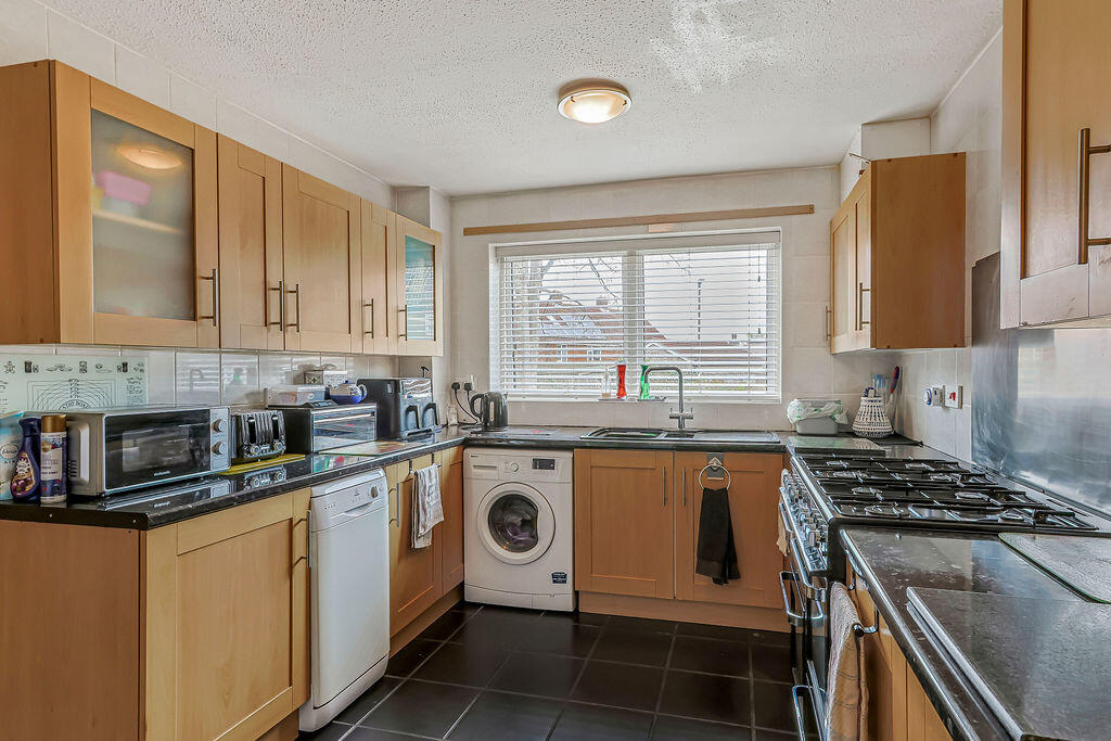 Pearl Gardens, Bournemouth photo 5