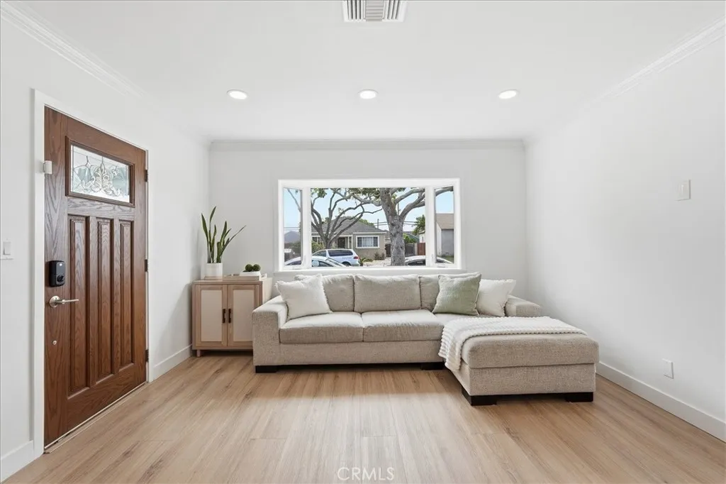 Additional image 5 of 2267 Mira Mar Avenue, Long Beach, CA 90815