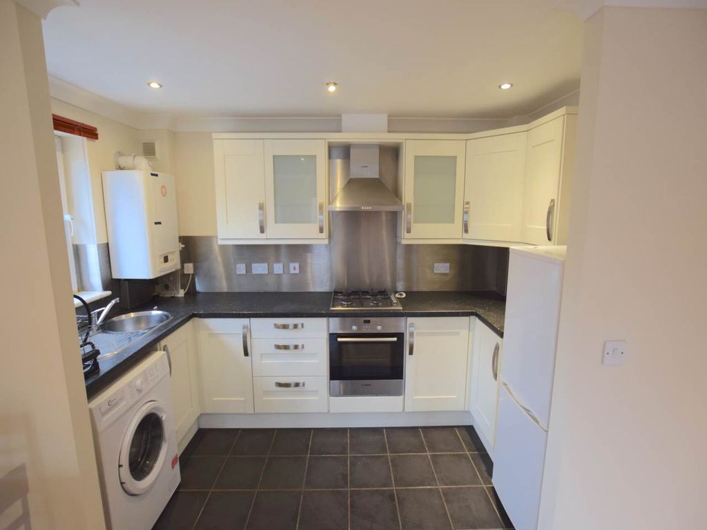 Additional image 4 of 1 bed flat for saleTy Rhos, Clos Gwilym, Llanbadarn Fawr SY23