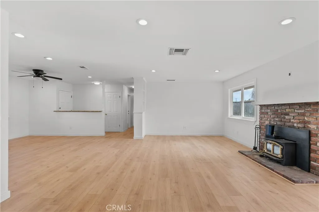 Additional image 96 of 9473 Juniper St, Apple Valley, CA 92308
