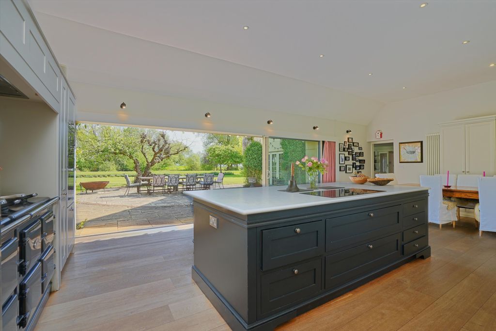 Additional image 2 of 6 bed detached house for saleLechlade, Gloucestershire GL7