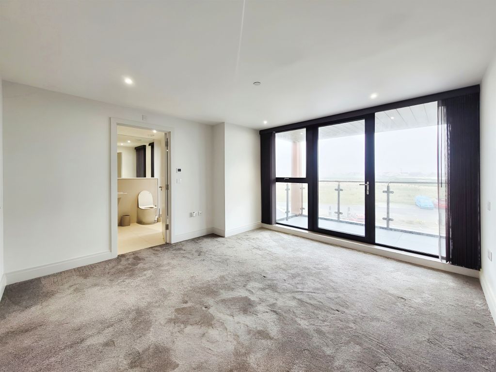 Additional image 15 of 3 bed penthouse for saleRest Bay, Porthcawl CF36
