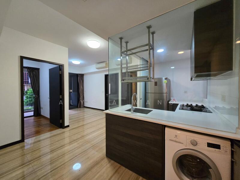 10 Sims Drive photo 4