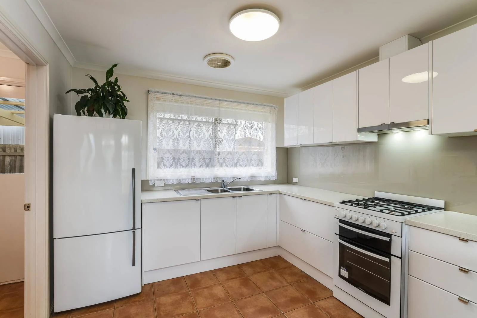 Additional image 2 of 2/166 Coppards Road, Whittington VIC 3219