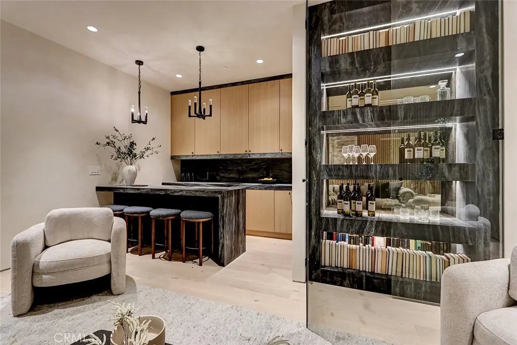 Additional image 111 of 1404 Manhattan Ave, Manhattan Beach, CA 90266