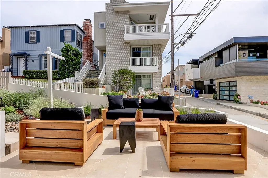 Additional image 126 of 315 25th, Manhattan Beach, CA 90266