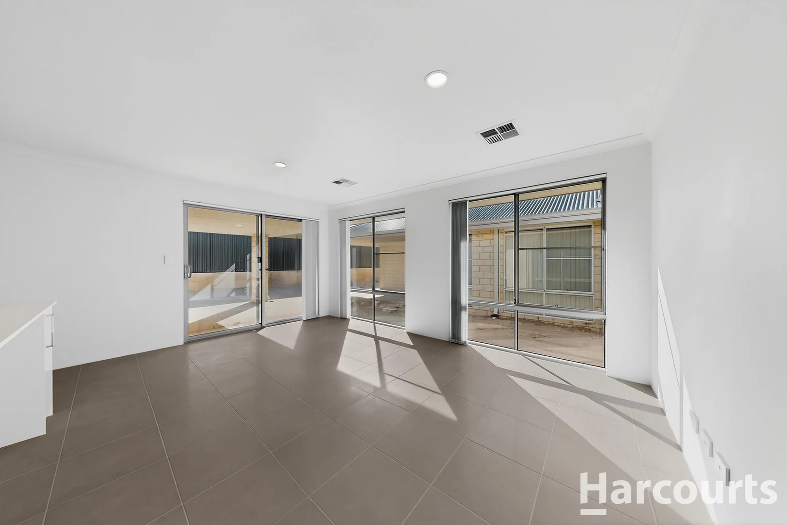 Additional image 13 of 181 Leeward Avenue, Eglinton WA 6034