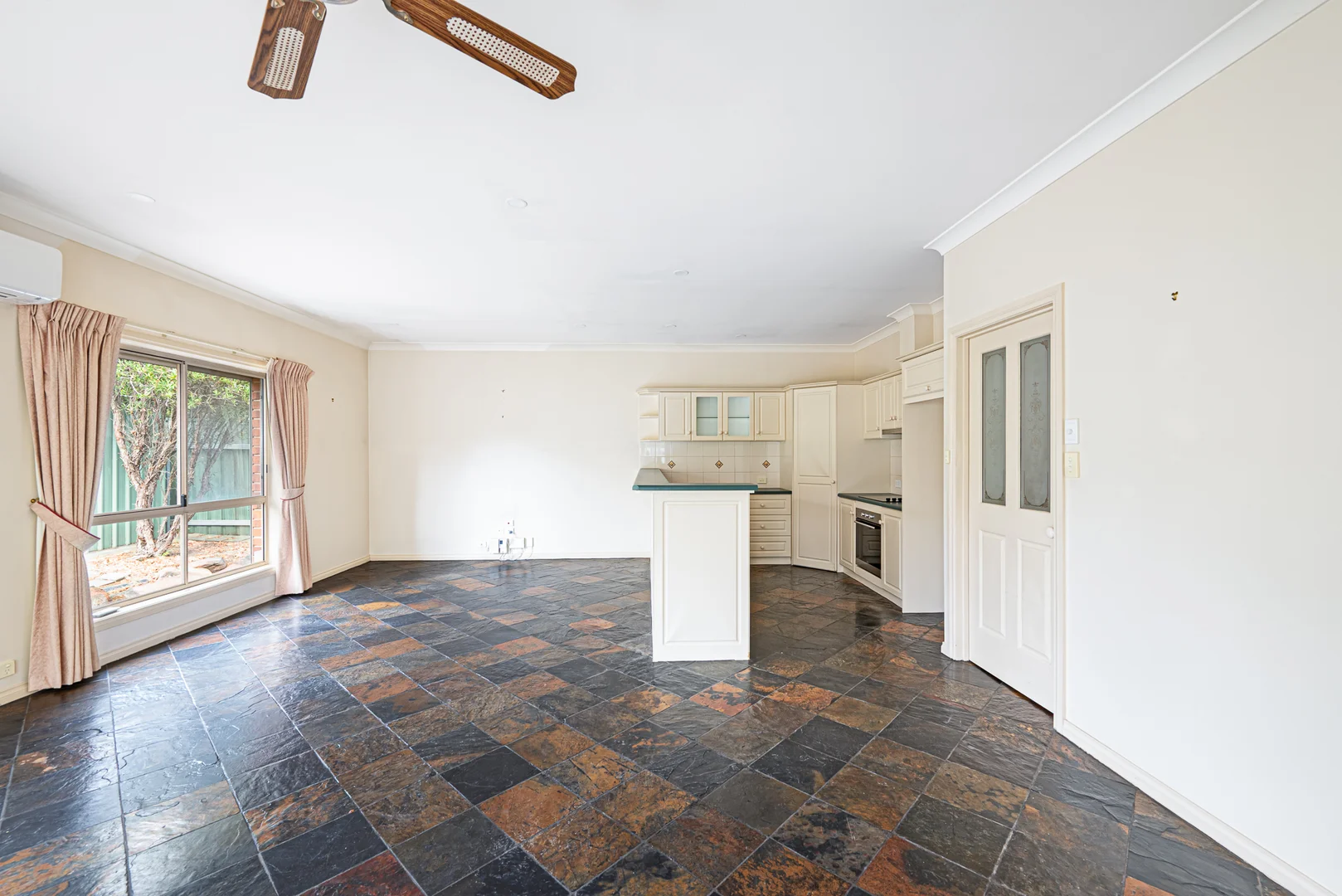 14 Cowper Court, Willunga SA 5172 photo 3