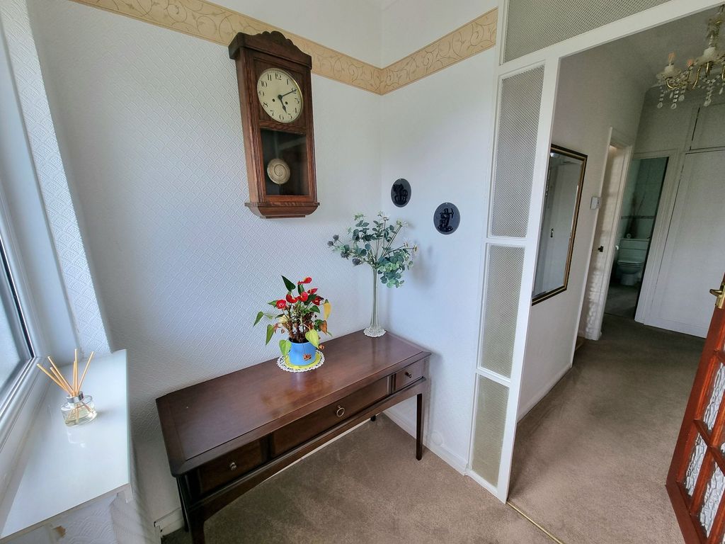 Additional image 5 of 2 bed flat for saleHillsboro, Bridgend CF31