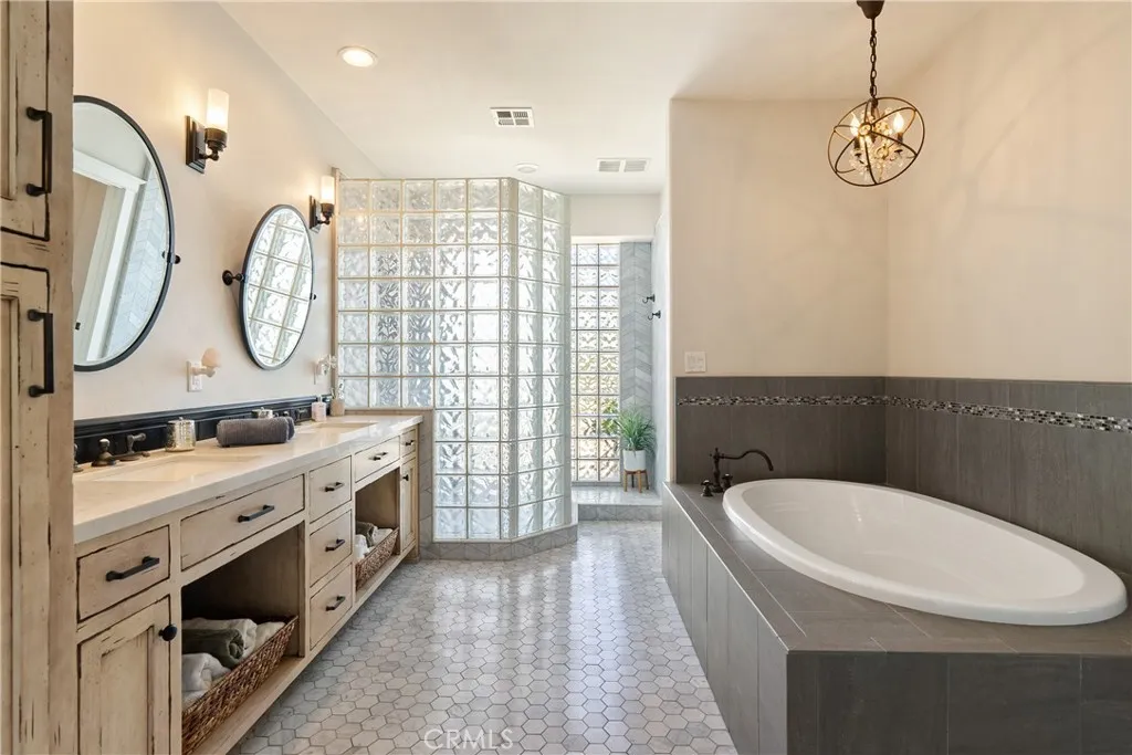 Additional image 105 of 2325 Bella Tierra Pl, Paso Robles, CA 93446