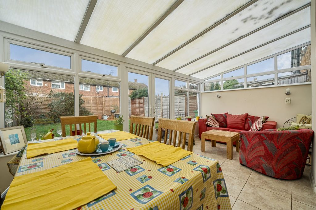 Additional image 4 of 3 bed terraced house for saleSkydmore Path, Slough, Berkshire SL2