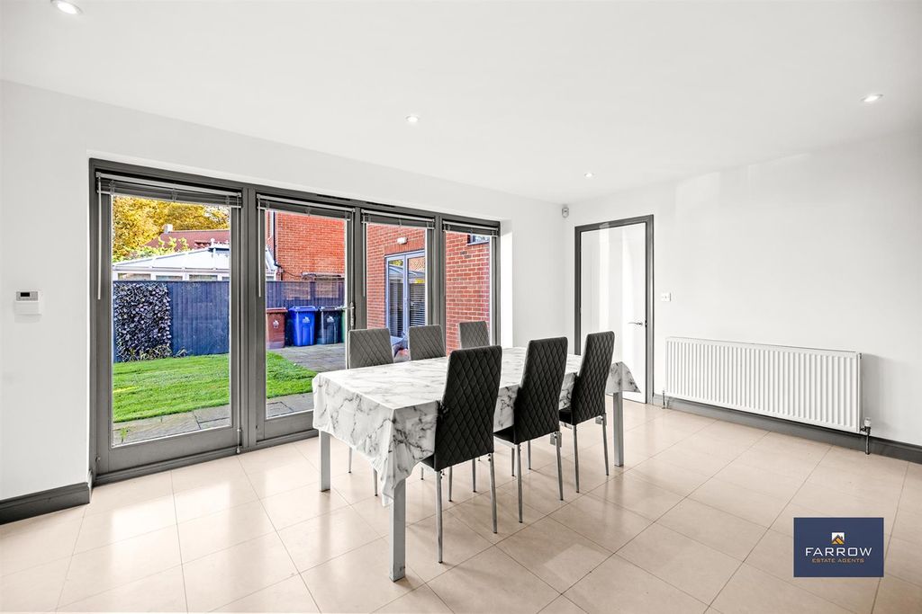Additional image 10 of 4 bed detached house for saleStation Road, Great Coates, Grimsby DN37
