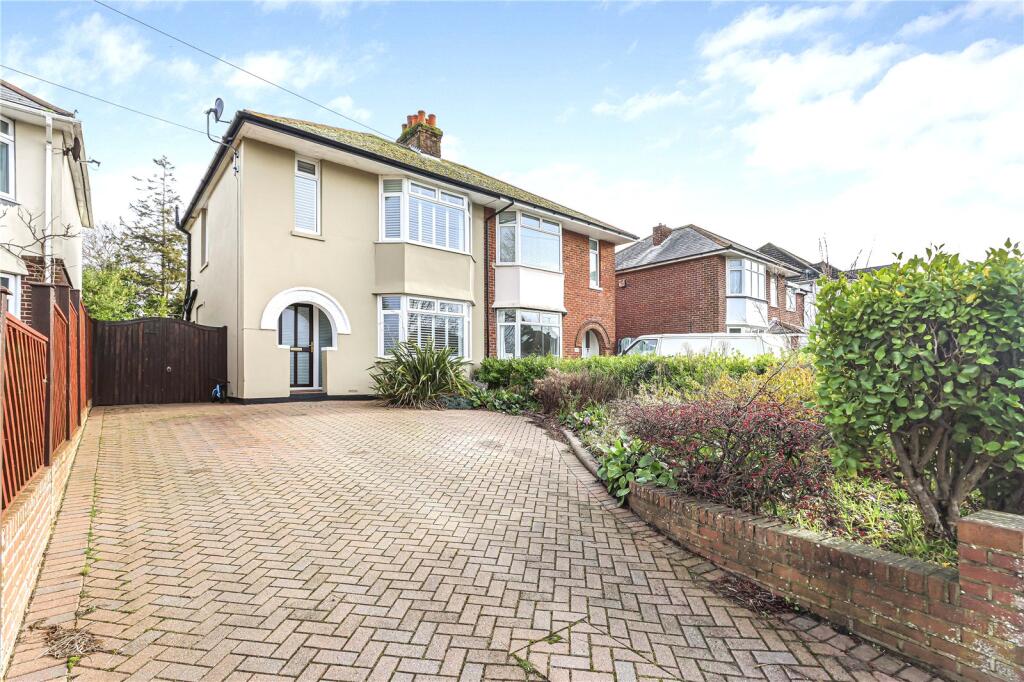 Sandbanks Road, Whitecliff, Poole, Dorset, BH14