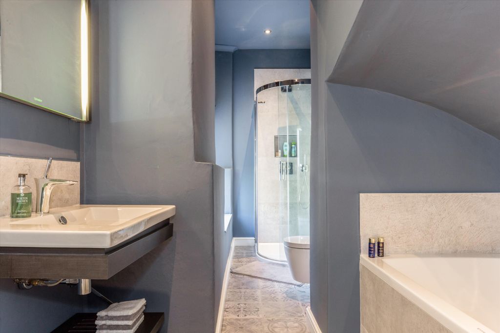 Additional image 16 of 6 bed town house for salePembroke Road, Clifton, Bristol BS8