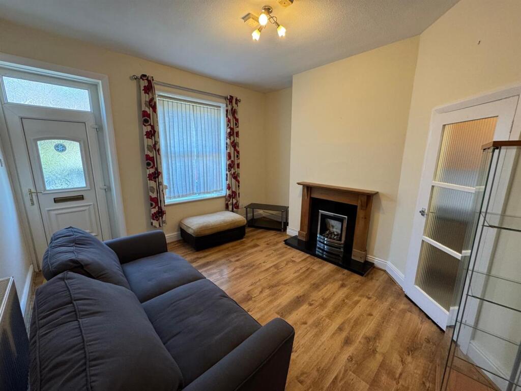 Woodville Grove, Cross Roads, Keighley