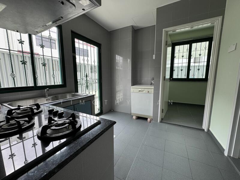 Windsor Park Road photo 5