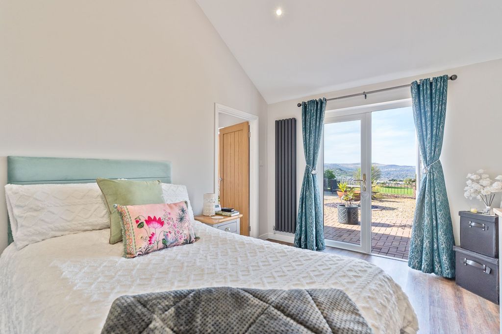 Additional image 34 of 6 bed detached house for salePenyrheol, Pontypool NP4