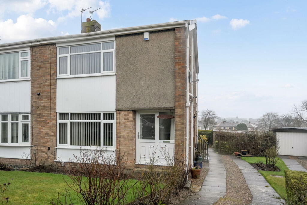 St. Abbs Drive, Bradford, BD6 1EJ