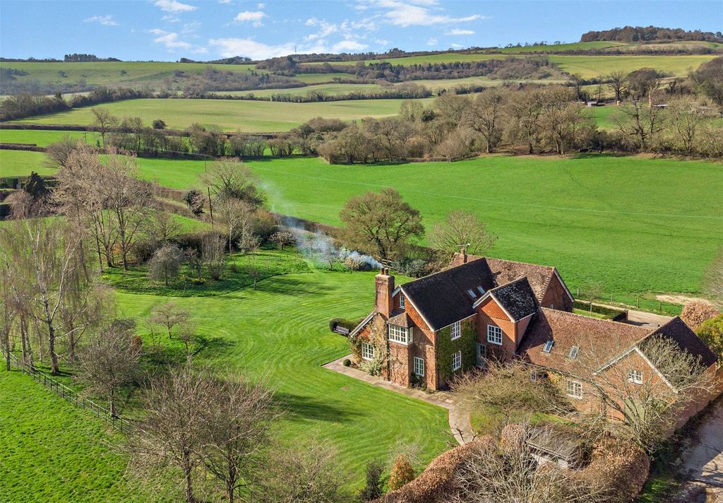 6 bed detached house for saleNorth End, Newbury, Hampshire RG20