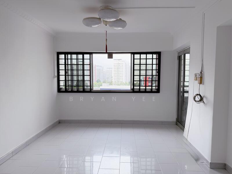 448 Hougang Avenue 10 photo 2