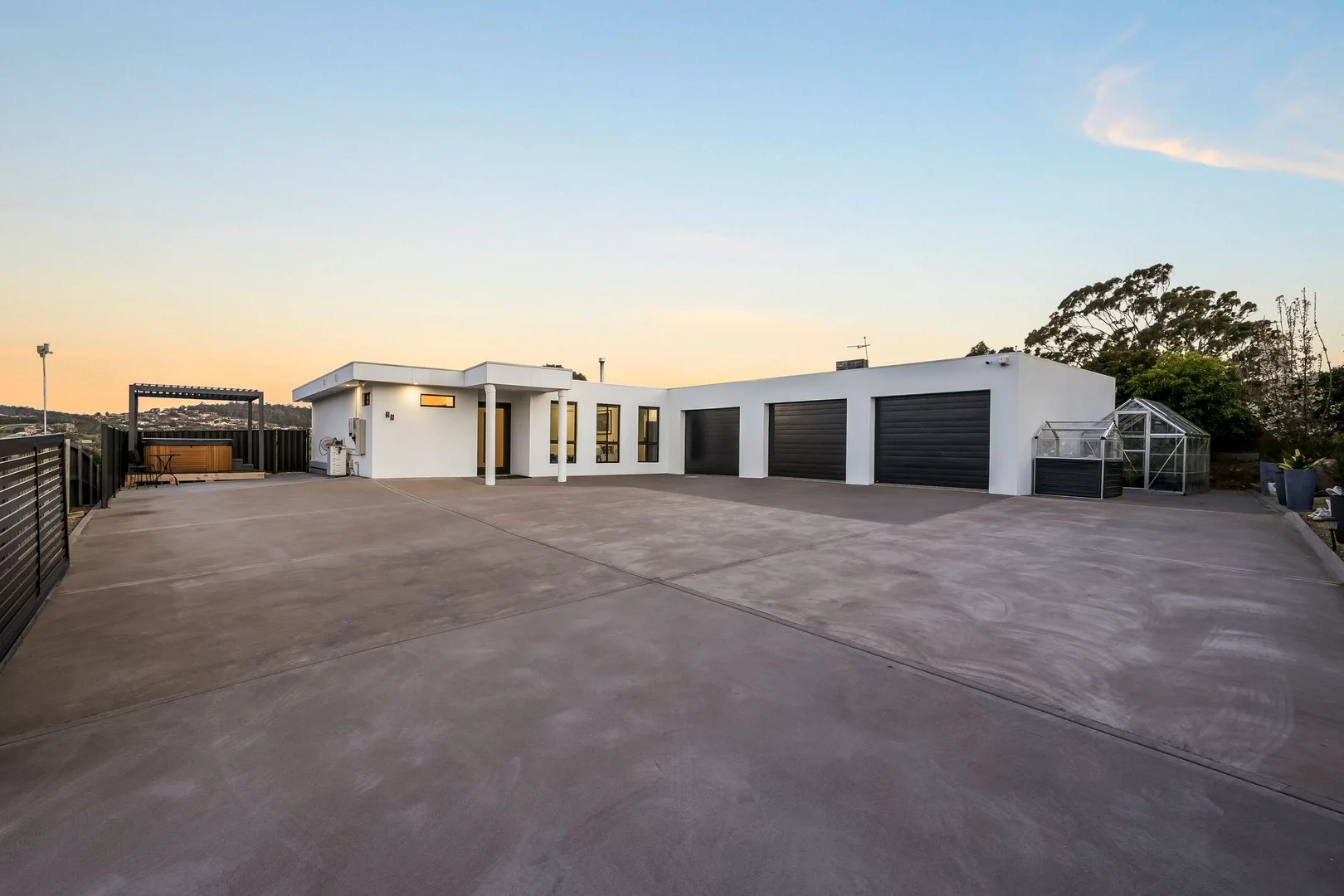 Additional image 7 of 58 Gordons Hill Road, Lindisfarne TAS 7015