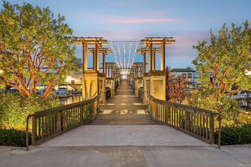 Additional image 130 of 7126 Marina Pacifica Drive N, Long Beach, CA 90803