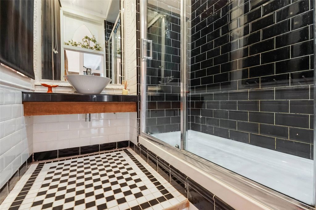 Additional image 19 of 4 bed flat for saleHighburgh Road, Dowanhill, Glasgow G12