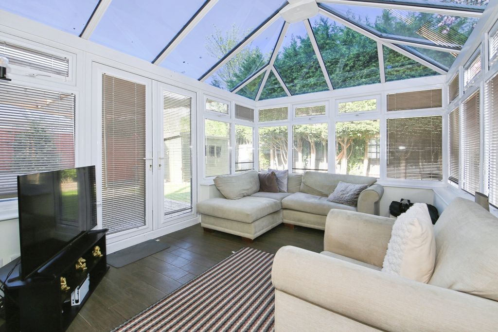 Additional image 11 of 3 bed detached house for saleAscot Drive, Peterborough PE1