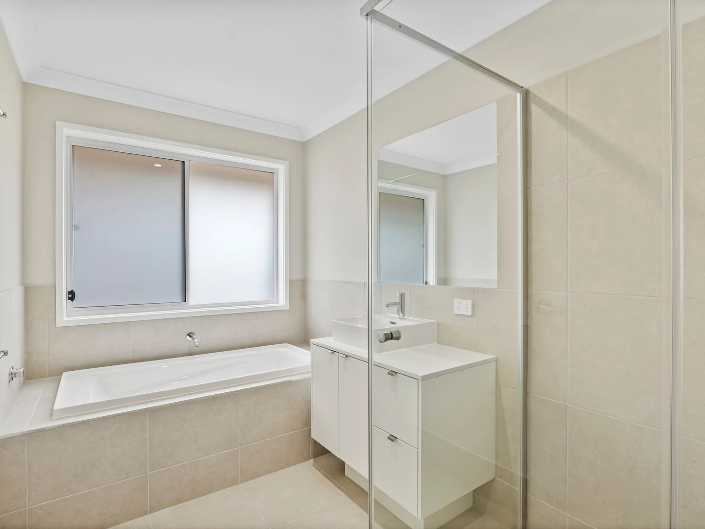 Additional image 10 of 40 Hewing Place, Park Ridge QLD 4125