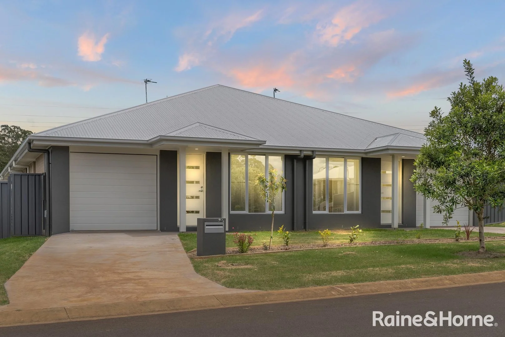 27a Hidden Valley Circuit, Chilcotts Grass NSW 2480