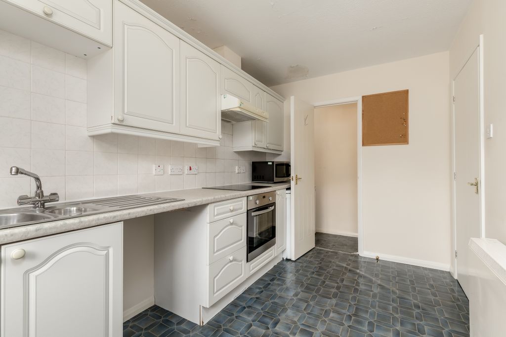 Additional image 5 of 1 bed flat for sale1/13 Tytler Gardens, Abbeyhill, Edinburgh EH8
