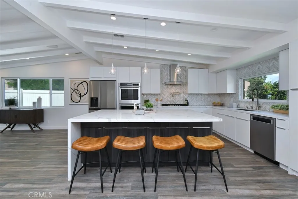 Additional image 85 of 15576 Hesby St, Encino, CA 91436