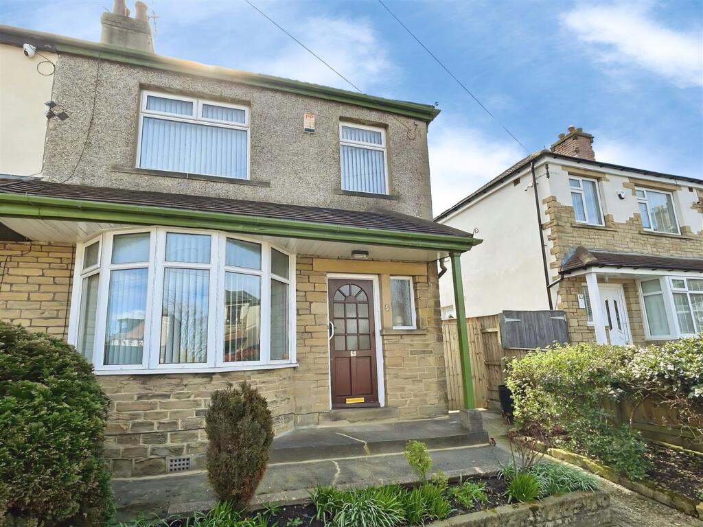 Lesmere Grove, Bradford