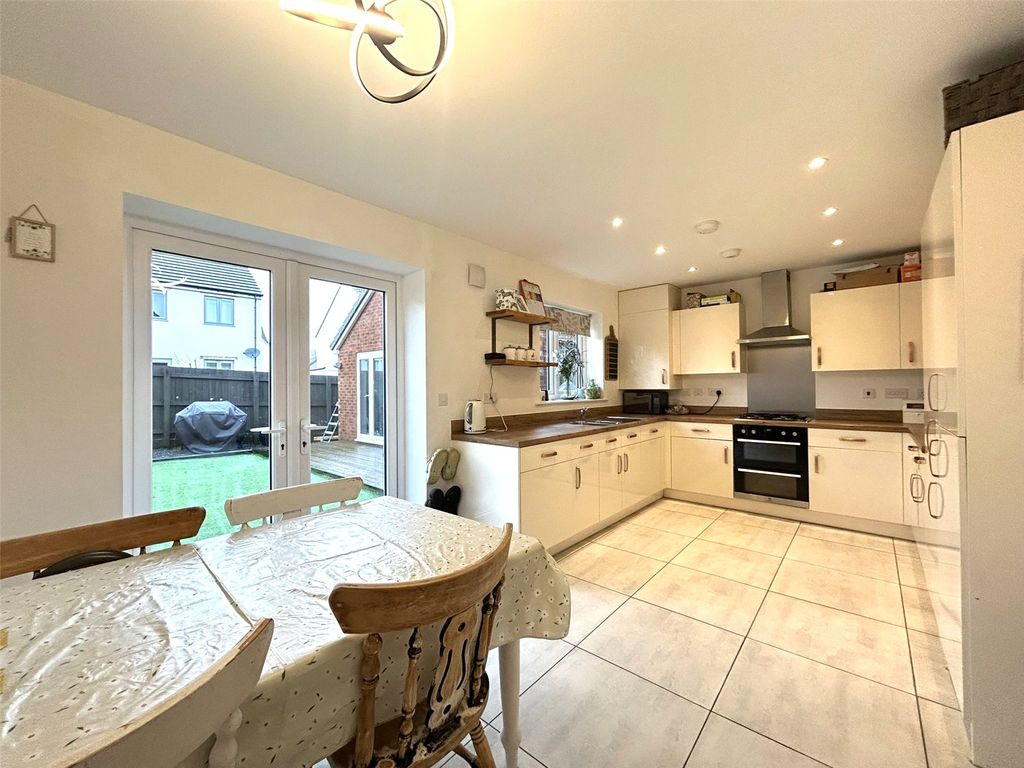 Additional image 2 of 3 bed detached house for salePear Tree Drive, Chard, Somerset TA20