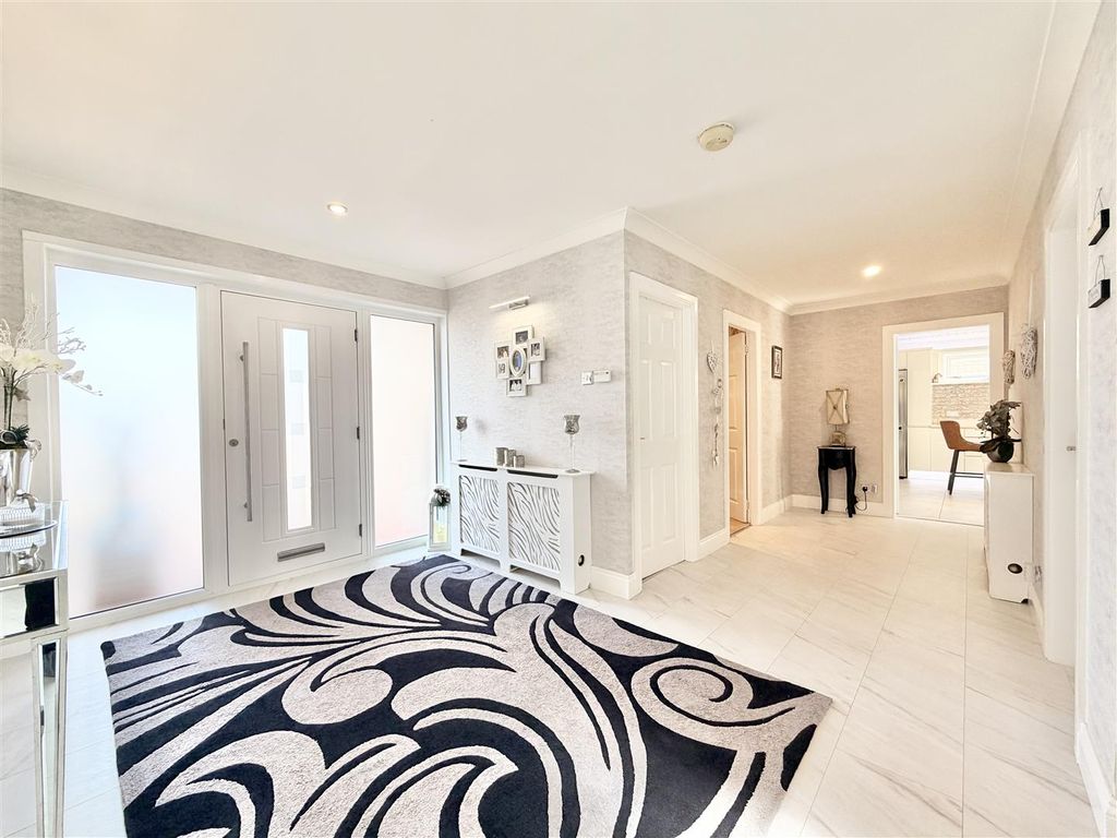 Additional image 3 of 5 bed detached house for saleSilverbirch Grove, Quarter, Hamilton ML3