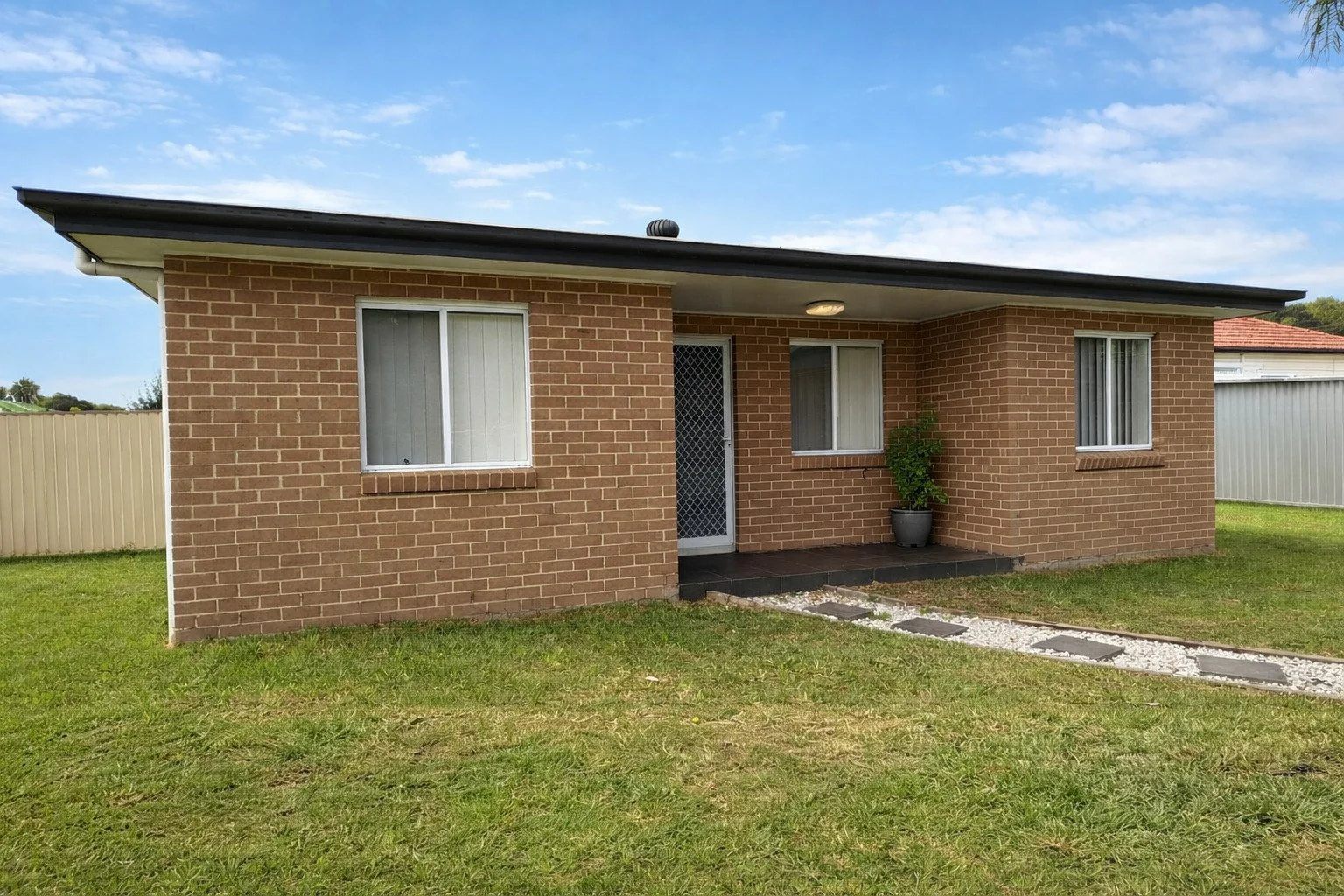 41B Curtin st, Cabramatta NSW 2166 photo 2