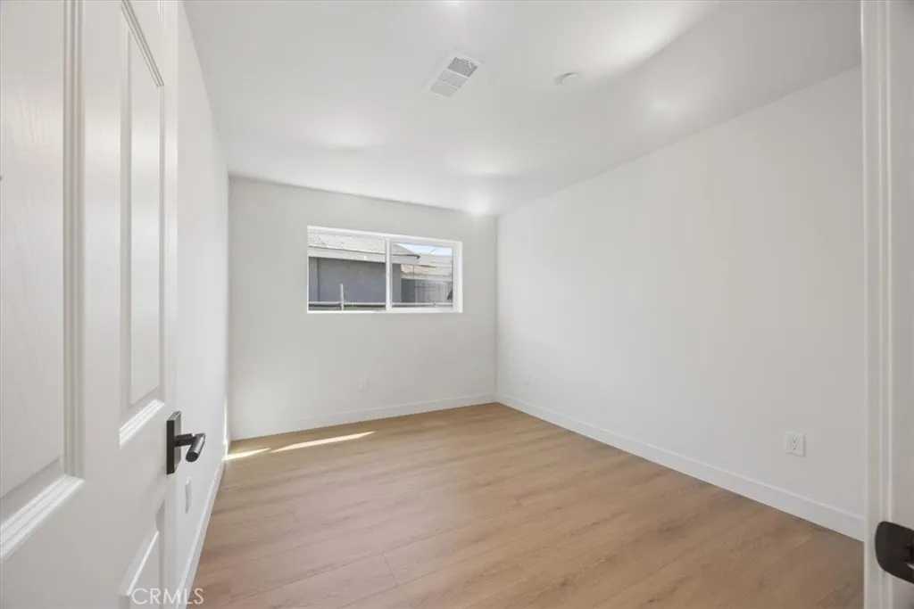 Additional image 15 of 1154 W 67th St, Los Angeles, CA 90044