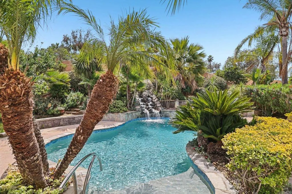 Additional image 90 of 1747 Crescent Knolls Gln, Escondido, CA 92029