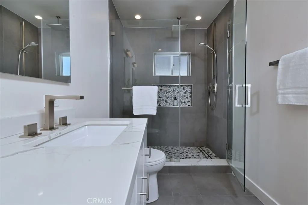 Additional image 101 of 15576 Hesby St, Encino, CA 91436