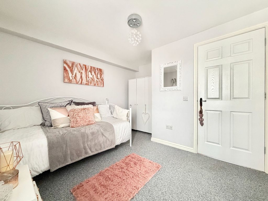 Additional image 18 of 2 bed flat for saleCrookston Court, Larbert FK5