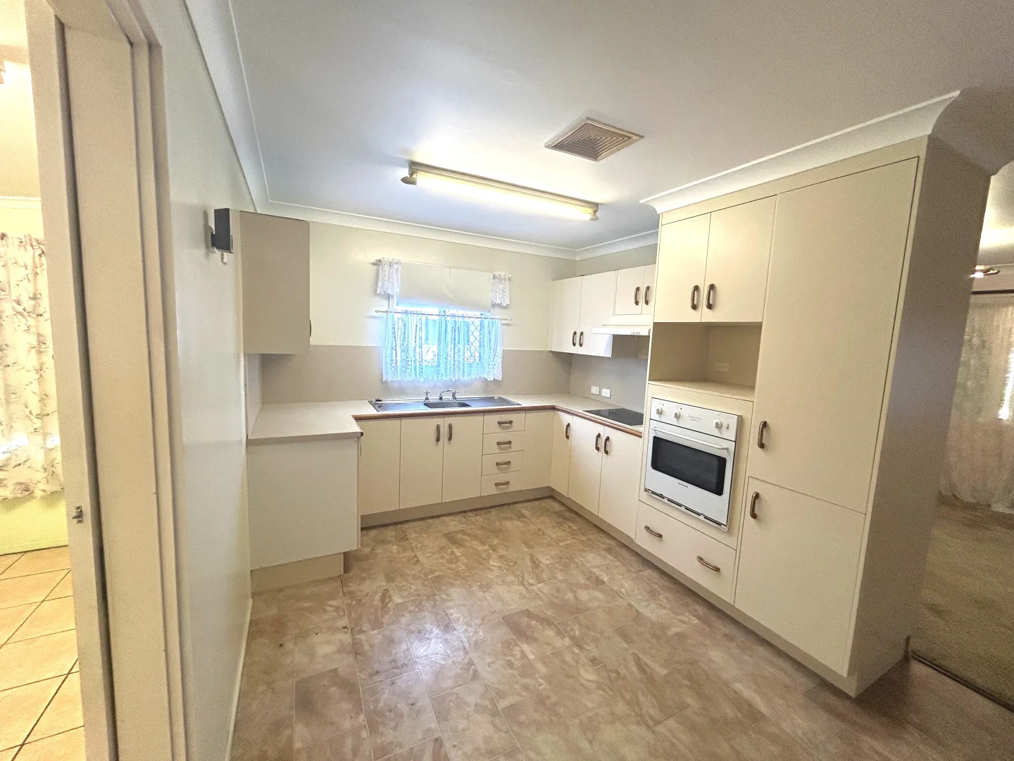 Additional image 3 of 26 Westmoreland Street, Kawana QLD 4701