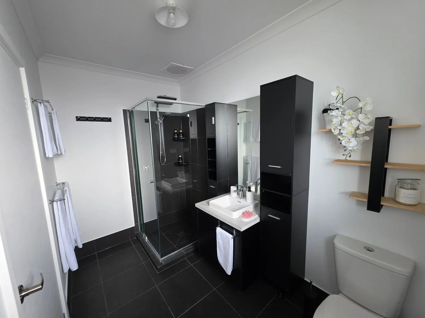Additional image 8 of 97 Victoria Parade, Hindmarsh Island SA 5214