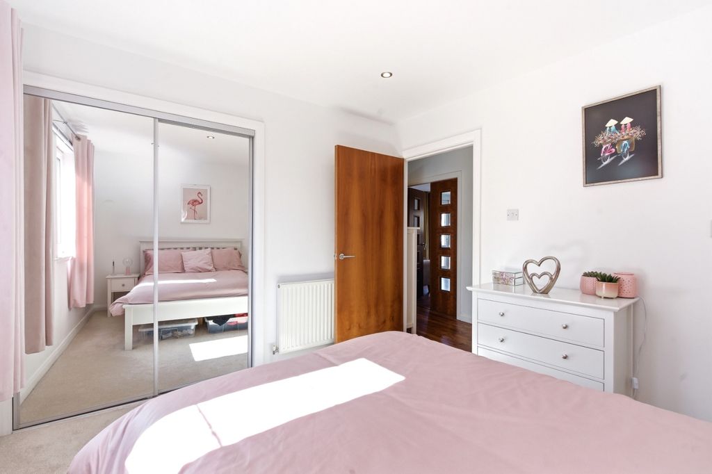 Additional image 17 of 2 bed flat for saleKaims Terrace, Livingston EH54
