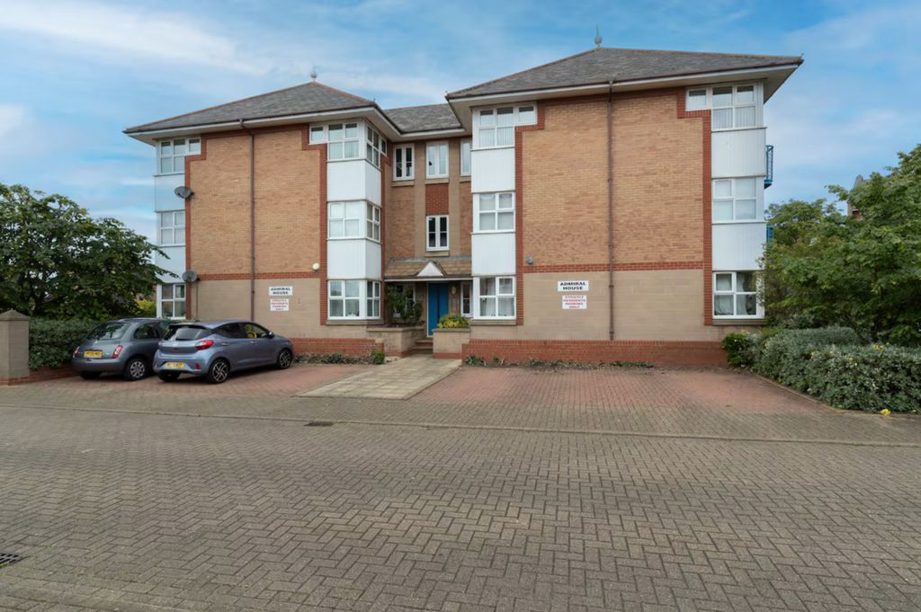 2 bed flat for saleAdmiral Way, Hartlepool, 0 TS24