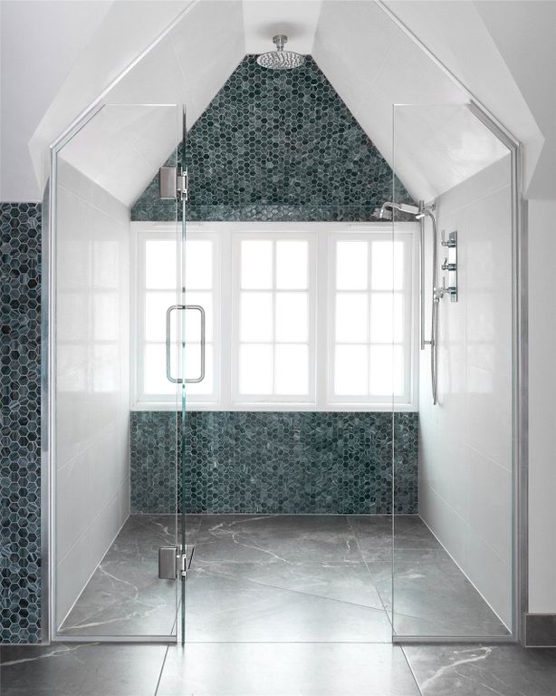Additional image 11 of 6 bed detached house for saleLoudwater Drive, Loudwater, Rickmansworth, Hertfordshire WD3