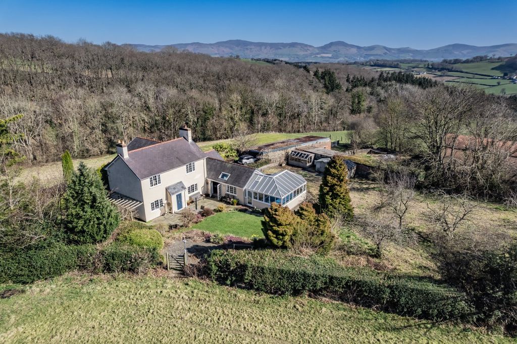 Additional image 24 of 4 bed equestrian for saleRuthin, Denbighshire LL15