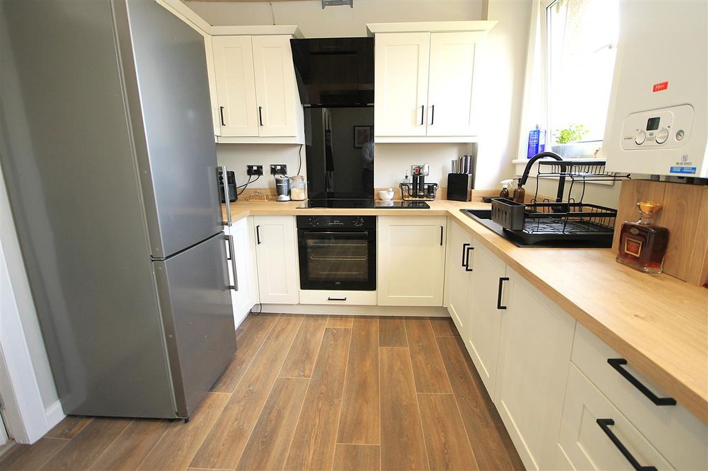 Additional image 2 of 2 bed flat for saleO'wood Avenue, Holytown, Motherwell ML1