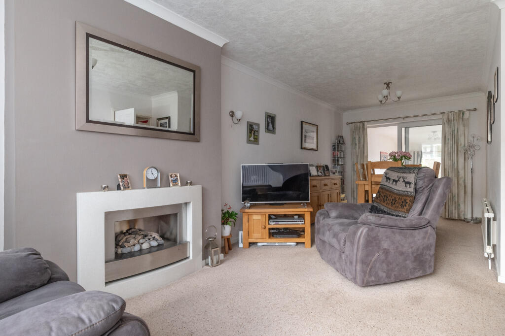 Longdale Avenue, Settle, North Yorkshire, BD24 photo 2